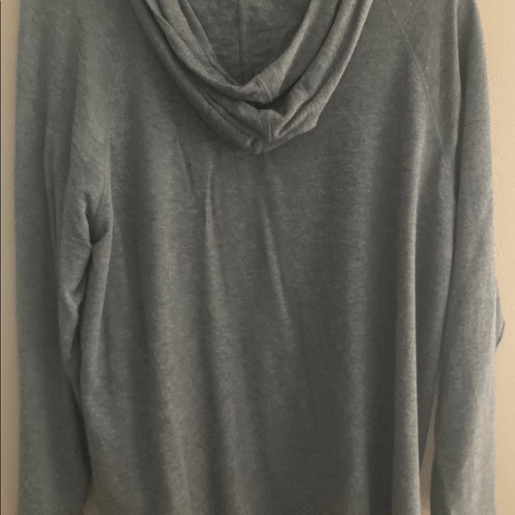 Sunday women’s gray and white lace hoodie - Picture 5 of 6